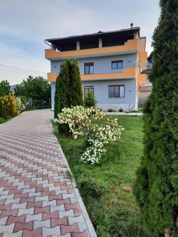 Sun& Relax Home Korce Exterior foto