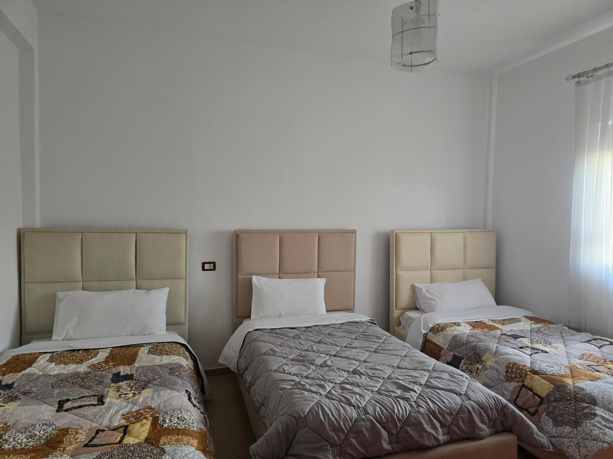 Sun& Relax Home Korce Exterior foto